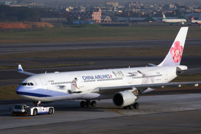 CHINA_AIRLINES_AIRBUS_A330_300_TPE_RF_5K5A4572.jpg