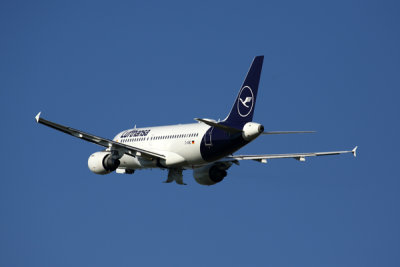 LUFTHANSA AIRBUS A319 AMS RF 5K5A0230.jpg