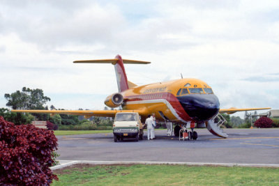 AIR NEW SOUTH WALES FOKKER F28 1000 NLK RF 030 1.jpg
