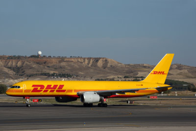 DHL BOEING 757 200F MAD RF 5K5A9912.jpg
