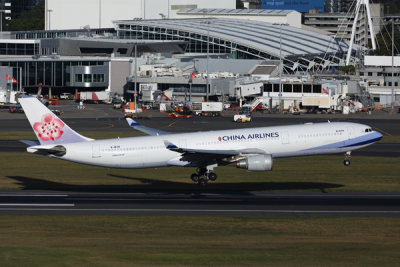 CHINA AIRLINES AIRBUS A330 300 SYD RF 002A6958.jpg