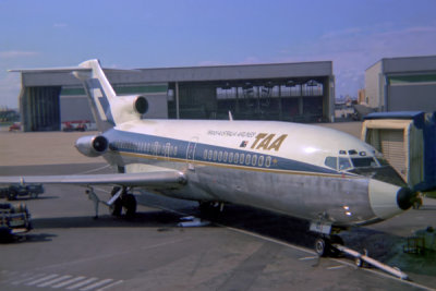 TAA BOEING 727 100 SYD RF 020 7.jpg