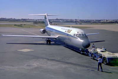 TAA DC9 30 SYD RF 010 2.jpg