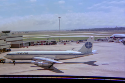 PANAM BOEING 707 MEL RF 018 16.jpg