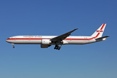 GARUDA INDONESIA BOEING 777 300ER SYD RF 002A9134.jpg