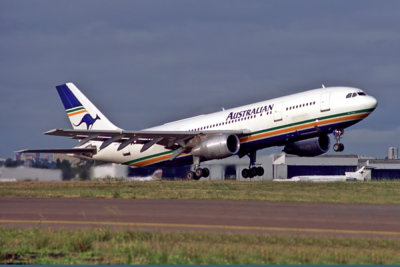 AUSTRALIAN AIRBUS A300 SYD RF 175 15.jpg