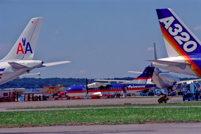 AIRCRAFT AIRBUS TLS RF 147.jpg