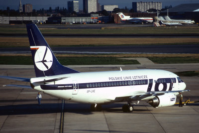 LOT BOEING 737 500 LHR K.jpg
