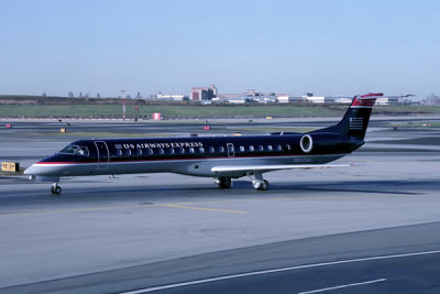 US AIRWAYS EXPRESS EMBRAER 145 LGA RF 1505 23.jpg