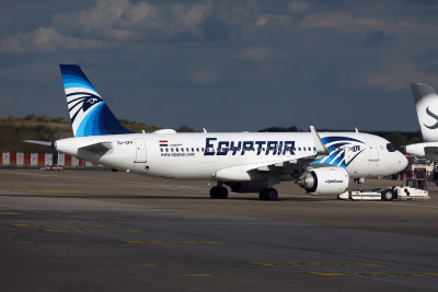 EGYPT AIR AIRBUS A320 NEO BRU RF 002A4805.jpg
