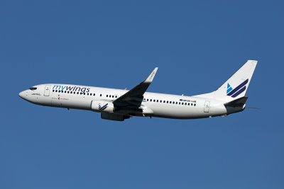 MYWINGS BOEING 737 800 BRU RF 002A4888.jpg