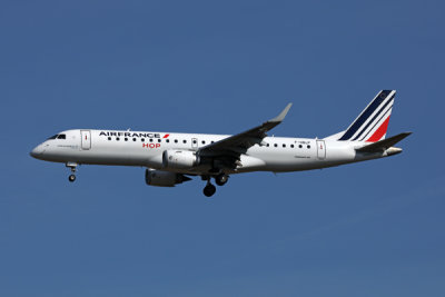 AIR FRANCE HOP EMBRAER 190 CDG RF 002A3190.jpg