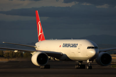 TURKISH CARGO BOEING 777F MAD RF 002A4766.jpg