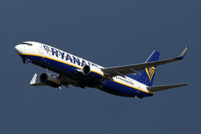 RYANAIR BOEING 737 800 CGN RF 002A5053.jpg