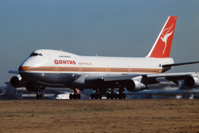 QANTAS BOEING 747