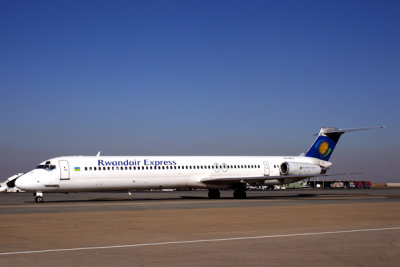 RWANDAIR EXPRESS MD80 RF JNB.jpg