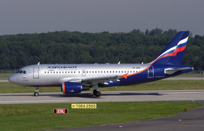 AEROFLOT AIRBUS A319 DUS RF. 2206jpg