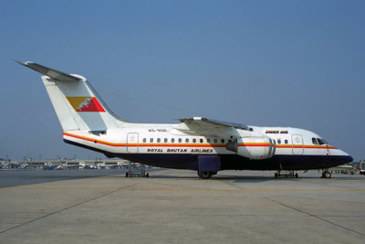 DRUKAIR BAE 146 BKK RF 1817 20.jpg