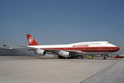 AIR CANADA BOEING 747 400 YYZ RF 540 30.jpg