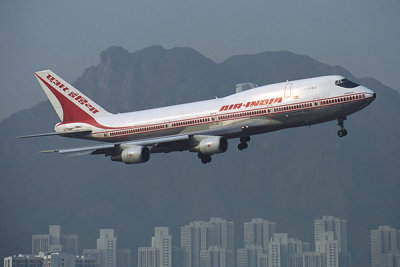 AIR INDIA BOEING 747 300 HKG RF 1015 28.jpg