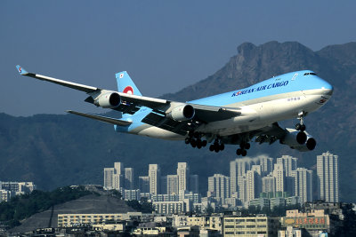 KOREAN AIR CARGO BOEING 747 400F HKG RF V50.jpg
