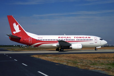 ROYAL TONGAN BOEING 737 300 BNE RF 1032 24.jpg