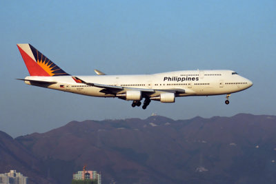 PHILIPPINES BOEING 747 400 HKG RF 994 7.jpg