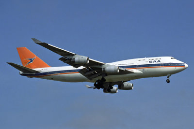 SOUTH AFRICAN AIRWAYS BOEING 747 400 LHR RF 1314 5.jpg