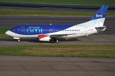 BMI BOEING 737 500 LHR RF 1535 15.jpg