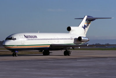 AUSTRALIAN BOEING 727 200 MEL RF 290 13.jpg