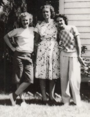 Mary Lou, her mother and Jackie's mother-in-law, Rudel, and Jackie