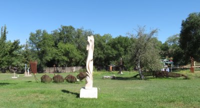 Our first stop of the morning was Shidoni Sculpture Garden at Tesuque village; it had interesting sculptures and some interesting birds.