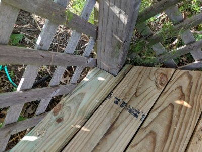 Detail of notch cut for the last board on the north end
