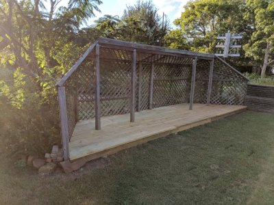 It looks better without all the scraps and tools lying around.