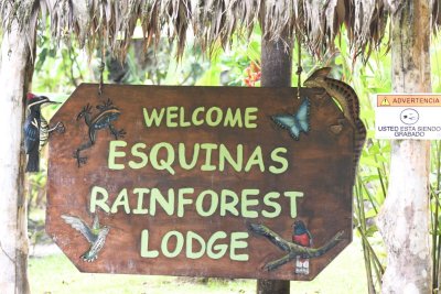 Sign at the entrance to the lodge