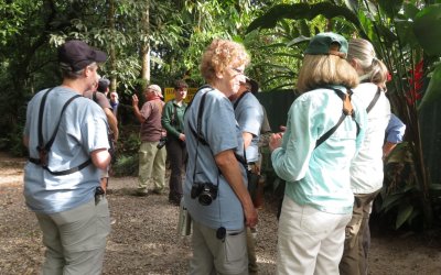 Leigh, Fran and others of our group, visiting with members of the San Vito Bird Club at Finca Cántaros, Provincia de Puntarenas, San Vito, Costa Rica