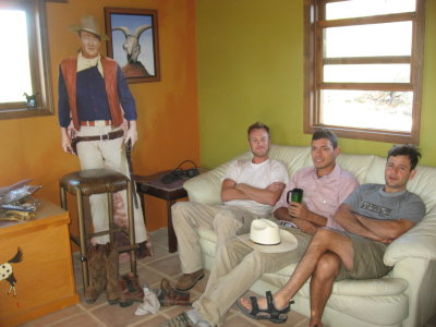 Tres Amigos