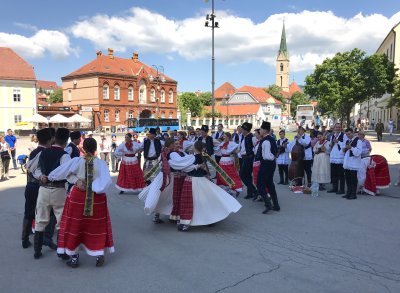Folk singers, Zagreb