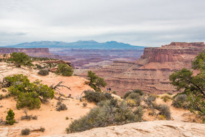 Planning-a-hike-751_1934-1.jpg