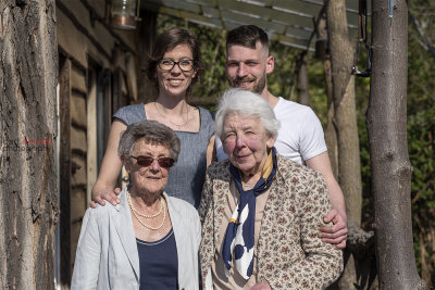 Thuis 140+.jpg