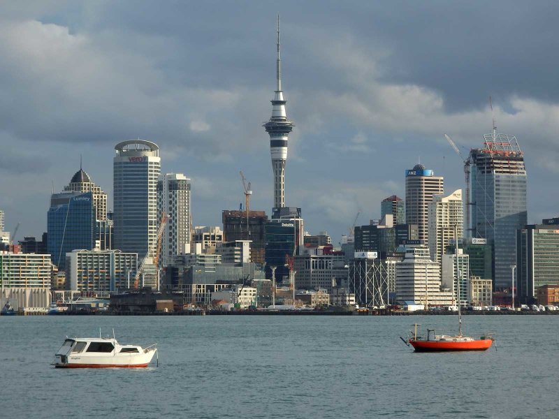 Auckland and Harbour 4 SH-1.jpg