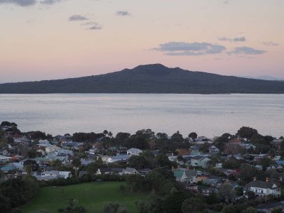 Rangitoto and Vauxhall