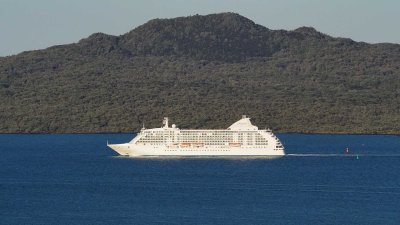 SEVEN SEAS VOYAGER 1