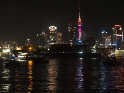 GENOVA Departs Auckland