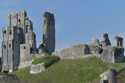 Corfe Castle.jpg