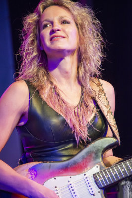 Ana Popovic