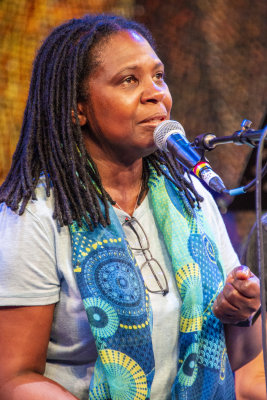 Ruthie Foster