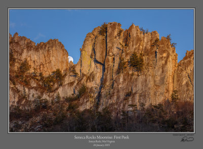 Seneca Rocks Moonrise First Peek.jpg