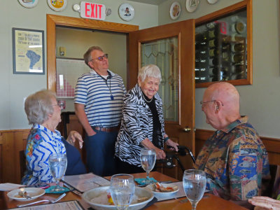 betty_links_90th_birthday_lunch