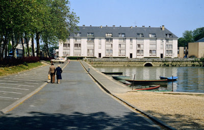 F35-06 1981 France